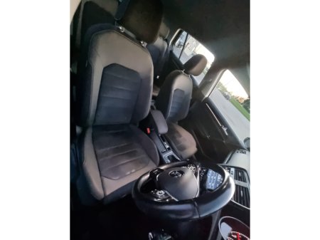 2014 Volkswagen Golf 2014 VOLKSWAGEN GOLF AUTOMATIC HI-LINE  NCT'd €8,990 €8,990 thumbnail