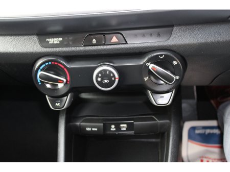 2019 Kia Stonic - thumbnail 17