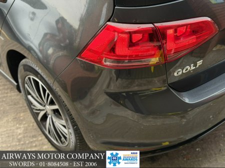 2016 Volkswagen Golf ALLSTAR 1.2 TSI DSG 5DR thumbnail