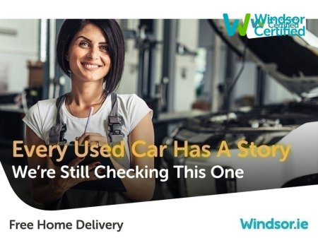 2024 Nissan Leaf - thumbnail 1