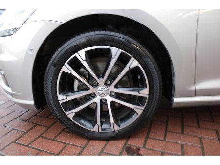 2020 Volkswagen Golf 2.0TDI 150BHP SPORT 5DR HATCHBACK AUTO // 1 OWNER WITH ONLY 82,000 KM'S // BUY WITH CONFIDENCE AA AND SIMI APPROVED DEALER 2026 // FINANCE ARRANGED // ALL TRADE INS WELCOME // €19,950 thumbnail