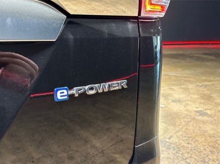 2022 Nissan Serena - thumbnail 11