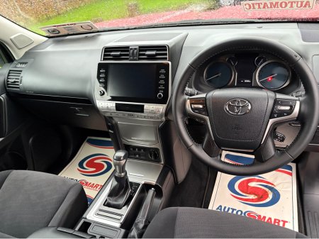 2024 Toyota Landcruiser SWB AUTO COMMERCIAL thumbnail