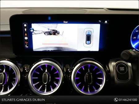 2025 Mercedes-Benz EQB EQB 300 4Matic AMG LINE PREMIUM PLUS *7 SEATER*: SLIDING DOUBLE SUNROOF, KEYLESS ENTRY, HEADS UP DISPLAY, ELECTRIC MEMORY SEATS, 360 CAMERAS €53,945 thumbnail