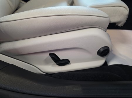 2023 Mercedes-Benz E Class - thumbnail 12