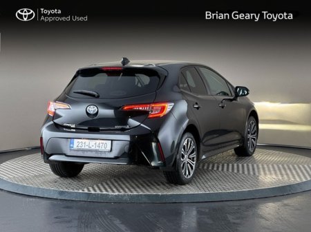 2023 Toyota Corolla SOL H/B Hybrid €28,950 thumbnail