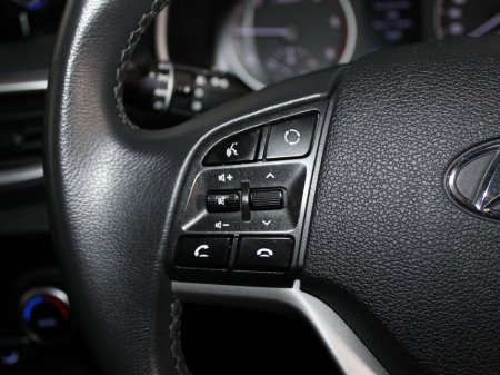 2020 Hyundai Tucson - thumbnail 18