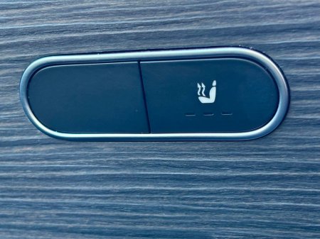 2023 Mercedes-Benz EQB AMG LINE PREMIUM 300 SUNROOF €38,995 thumbnail