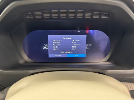 2023 Volvo XC90 - thumbnail 14