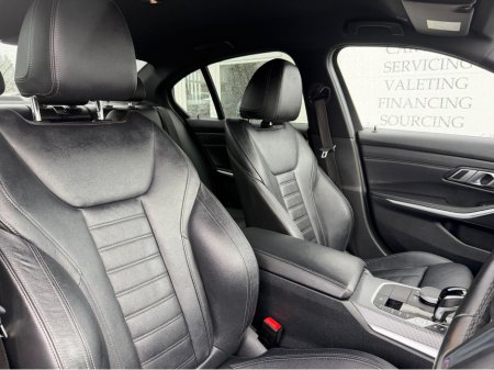 2022 BMW 3 Series - thumbnail 16