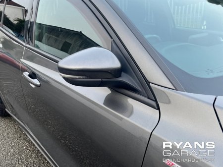 2021 Ford Focus - thumbnail 40