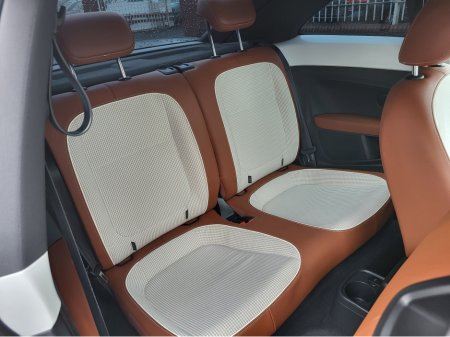 2014 Volkswagen Beetle - thumbnail 14