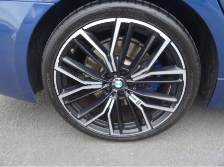 2022 BMW 5 Series - thumbnail 10