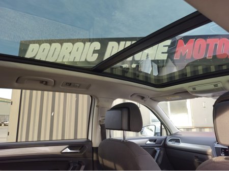 2019 Volkswagen Tiguan - thumbnail 9