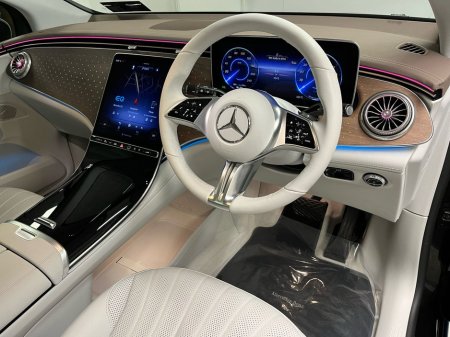 2024 Mercedes-Benz EQE - thumbnail 8