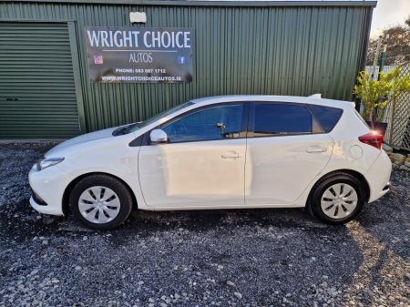 2017 Toyota Auris - thumbnail 9