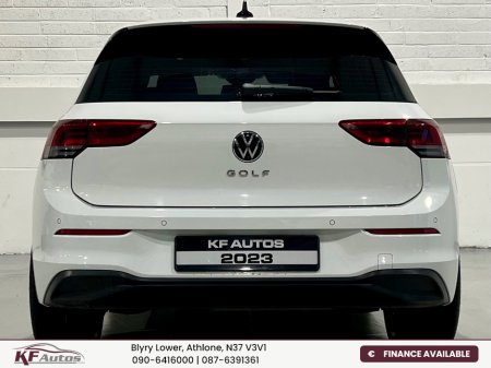 2023 Volkswagen Golf Life 2.0TDI 115bhp 5dr Auto - 231 Reg €29,995 thumbnail