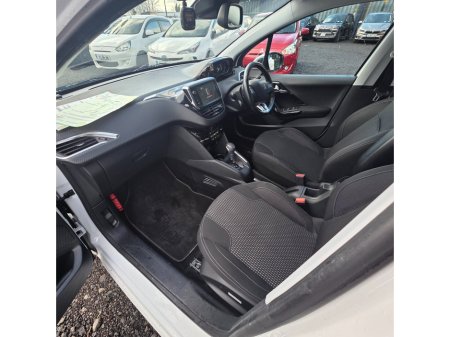 2016 Peugeot 208 1.2 Puretech 110 bhp automatic Allure 5d €9,950 thumbnail
