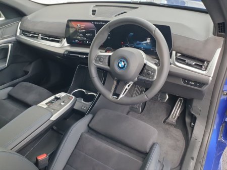 2026 BMW iX2 - thumbnail 6