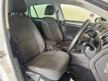 2016 Volkswagen Golf 1.2 TSI 110 bhp DSG Comfortline €12,950 thumbnail