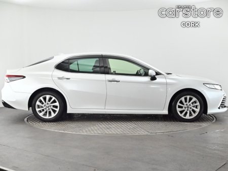 2021 Toyota Camry 2.5 Hybrid Auto €29,880