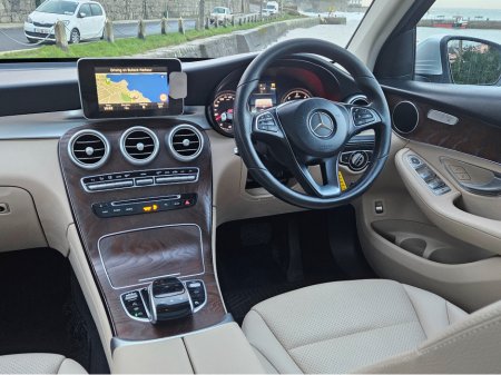 2017 Mercedes-Benz GLC Class ** DEPOSIT TAKEN **220 D 4MATIC 5DR AUTO €25,950 thumbnail