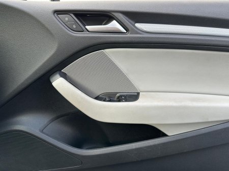 2013 Audi A3 - thumbnail 28