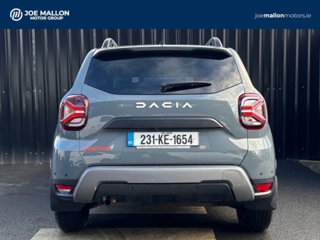 2023 Dacia Duster 1.5 Blue dCi 115 Extreme SE €23,950 thumbnail