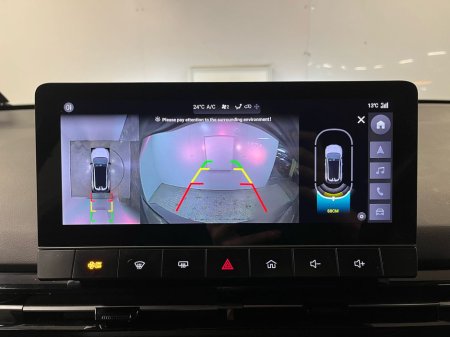 2024 MG 4 - thumbnail 7