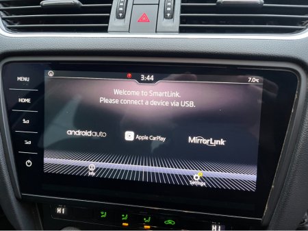 2018 Skoda Octavia STYLE 1.0 PETROL //HIGH SPEC//SAT NAV//REVERSE CAMERA// €13,950 thumbnail