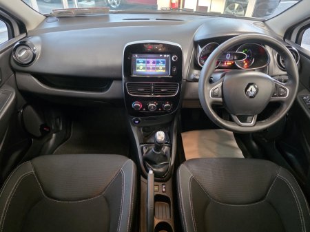2019 Renault Clio - thumbnail 10