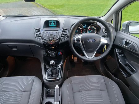 2013 Ford Fiesta 1.25 ZETEC 82PS 5DR ARGENTO €5,950 thumbnail