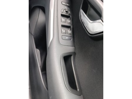 2014 Volvo V40 - thumbnail 18