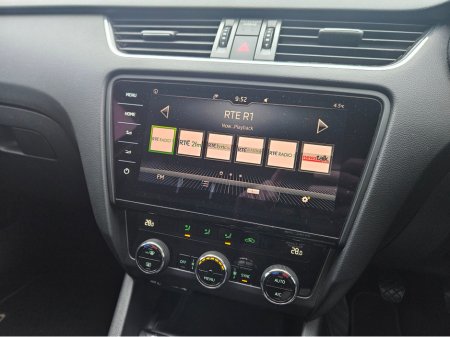 2017 Skoda Octavia STYLE 1.0 TSI 115HP 4DR €13,950 thumbnail