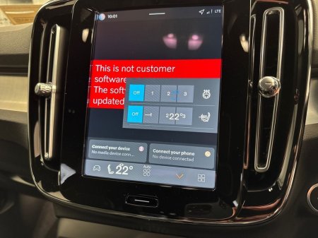 2026 Volvo XC40 - thumbnail 19