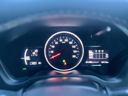 2017 Honda Vezel Cross 1.2L Petrol Automatic (7079) €17,995 thumbnail