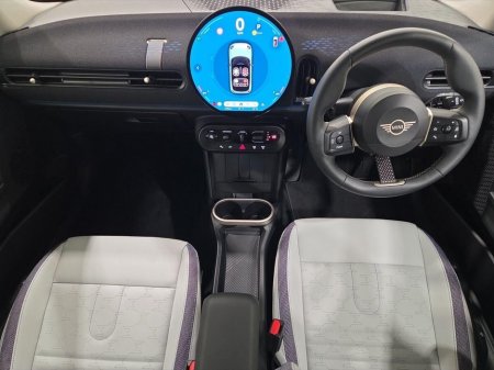 2025 MINI Hatch - thumbnail 4