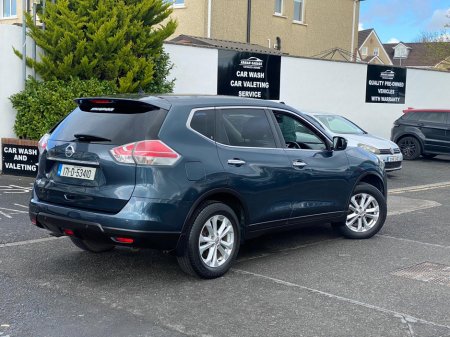 2017 Nissan X-Trail - view 4