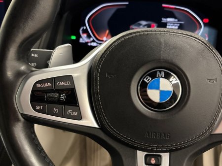 2019 BMW 8 Series - thumbnail 17