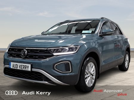 2023 Volkswagen T-Roc 2.0TDI 116HP LIFE €31,950 thumbnail