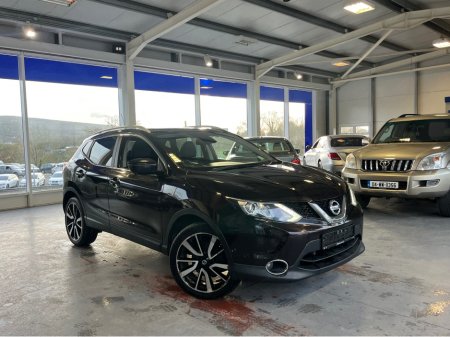 2016 Nissan Qashqai - view 4