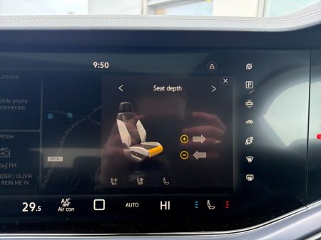 2026 Volkswagen Touareg Touareg R-Line Final Edition 231HP €113,980 thumbnail