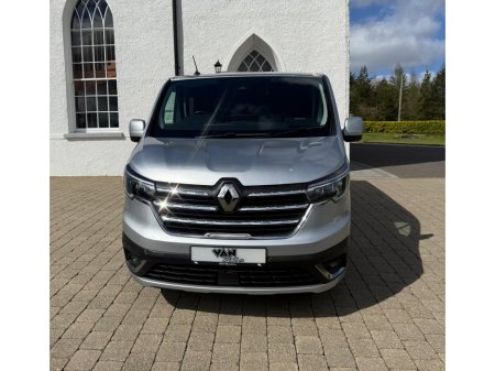 2022 Renault Trafic - photo 5