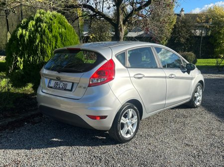 2009 Ford Fiesta 