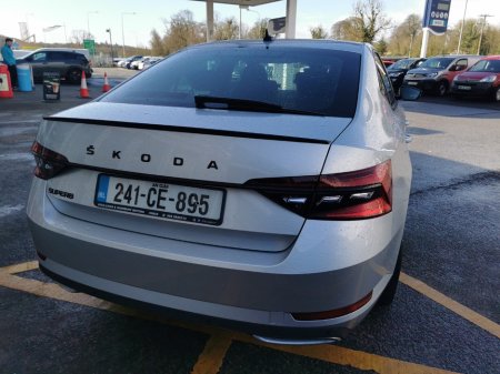 2024 Skoda Superb - thumbnail 8