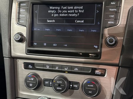 2016 Volkswagen Golf - thumbnail 17