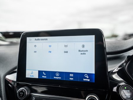 2020 Ford Fiesta - thumbnail 19