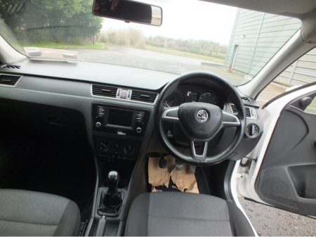 2016 Skoda Rapid 1.4 TDI S 90PS €5,950 thumbnail