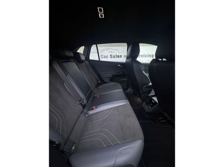 2023 Volkswagen ID.4 PRO 128 KW LIFE DX 77KWH 174BHP 5 €25,800 thumbnail
