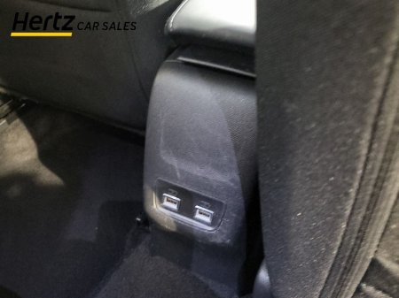 2023 Peugeot 2008 - thumbnail 18